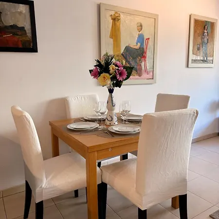 Le Allan By Apirent #balcony #central #wi-fi * كان