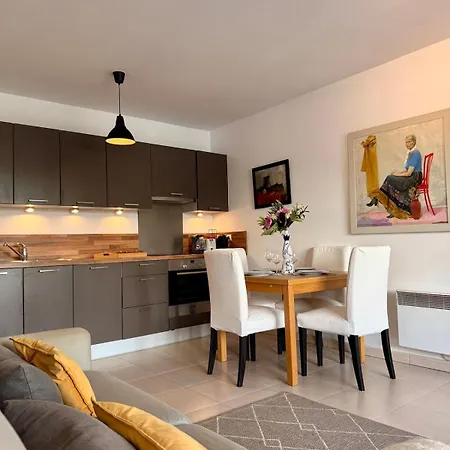 Le Allan By Apirent #balcony #central #wi-fi * Cannes