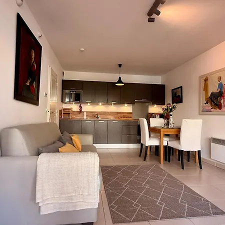 Le Allan By Apirent #balcony #central #wi-fi شقة