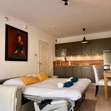 Le Allan By Apirent #balcony #central #wi-fi كان