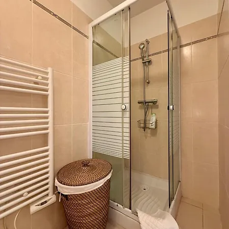 Le Allan By Apirent #balcony #central #wi-fi * Cannes